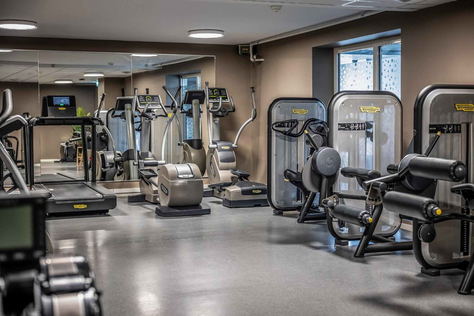 Quality Hotel Waterfront Олесун Екстериор снимка