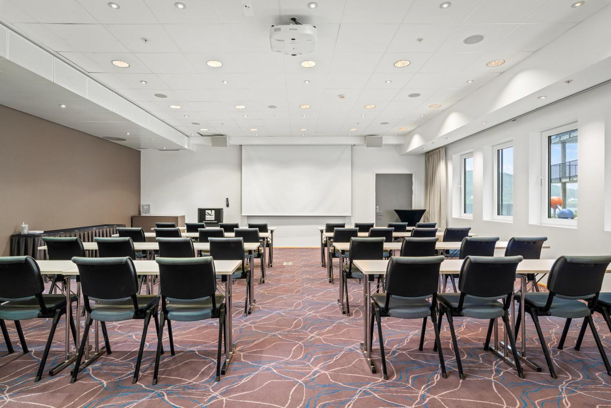 Quality Hotel Waterfront Олесун Екстериор снимка