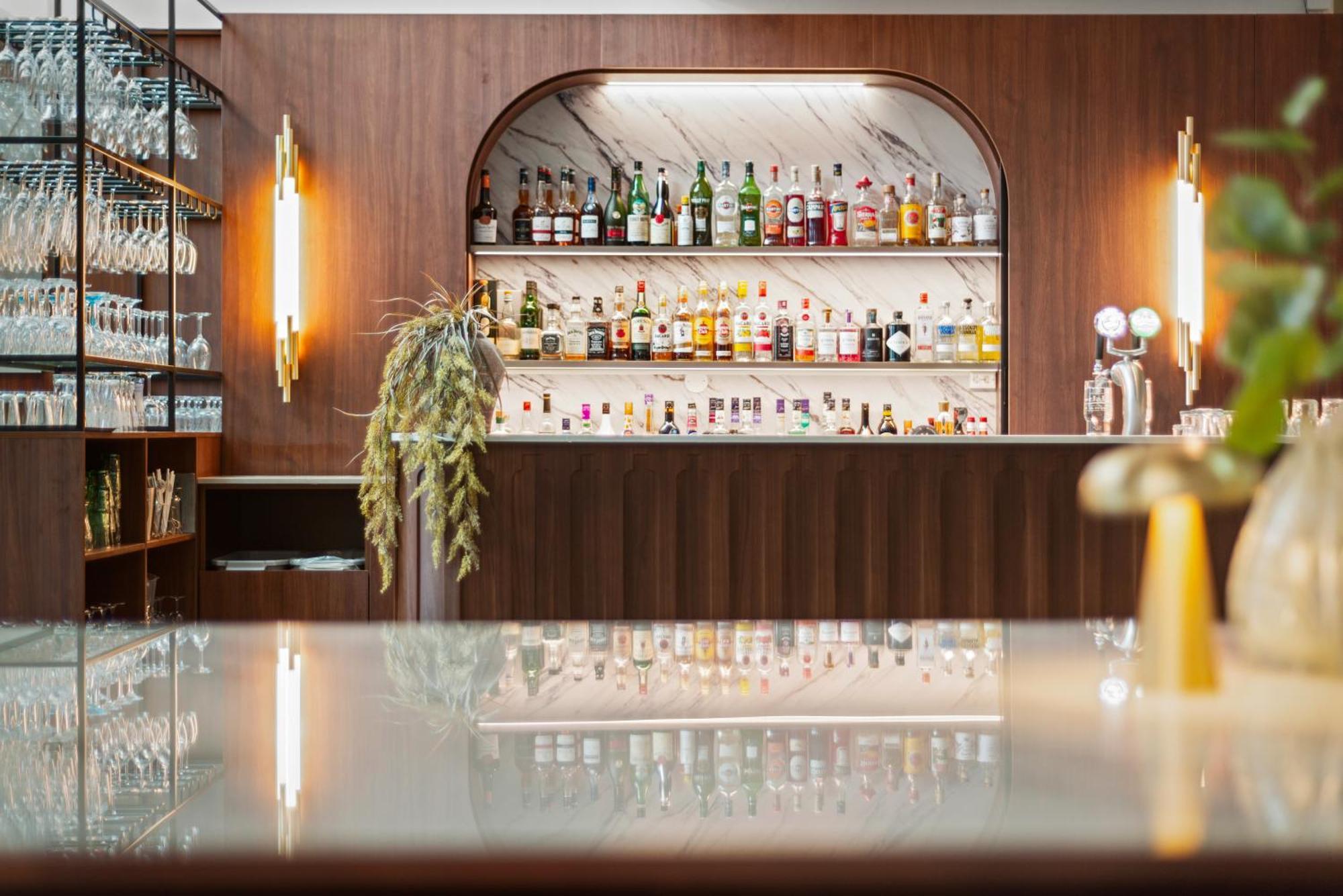 Quality Hotel Waterfront Олесун Екстериор снимка